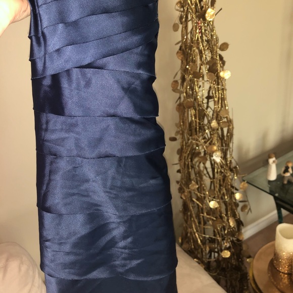 Strapless dress size small (4-6) - Picture 8 of 12